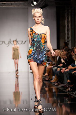 byblos-ss2011-0735 byblos-ss2011-0735