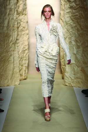 donna-karan-ss2011-5 donna-karan-ss2011-5