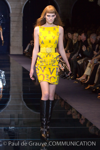 VERSACE VERSACE