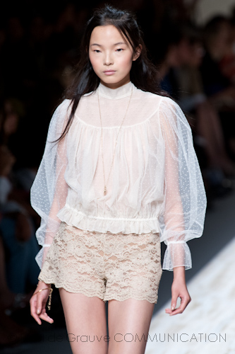 Blugirl - Ph D. Munegato / Paul de Grauve Communication Blugirl - Ph D. Munegato / Paul de Grauve Communication