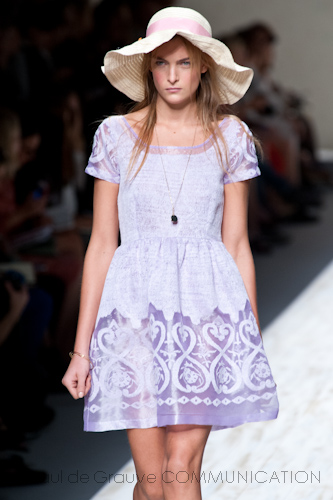 Blugirl - Ph D. Munegato / Paul de Grauve Communication Blugirl - Ph D. Munegato / Paul de Grauve Communication