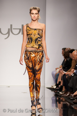 byblos-ss2011-0825 byblos-ss2011-0825