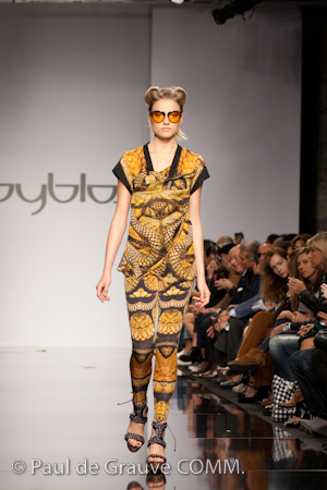 byblos-ss2011-0871 byblos-ss2011-0871