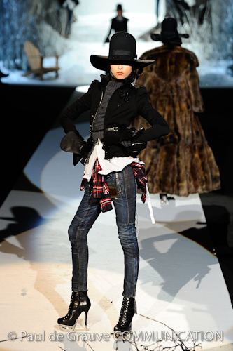 DSQUARED FALL/WINTER 2011-12 DSQUARED FALL/WINTER 2011-12
