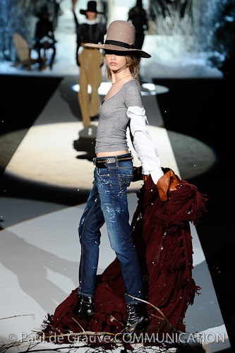 DSQUARED FALL/WINTER 2011-12 DSQUARED FALL/WINTER 2011-12