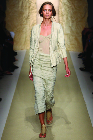 donna-karan-ss2011-23 donna-karan-ss2011-23