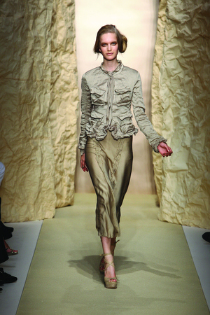 donna-karan-ss2011-3 donna-karan-ss2011-3