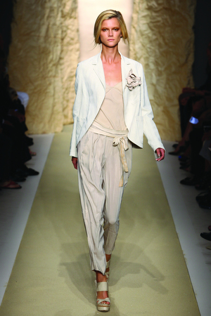 donna-karan-ss2011-18 donna-karan-ss2011-18