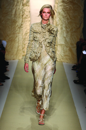 donna-karan-ss2011-25 donna-karan-ss2011-25