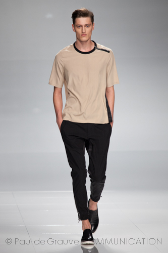 Iceberg - Spring Summer 2014 ph: D. Munegato / PdG Communication Iceberg - Spring Summer 2014 ph: D. Munegato / PdG Communication