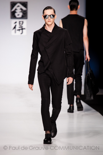 Jiwenbo - Spring Summer 2014 ph: D. Munegato / PdG Communication Jiwenbo - Spring Summer 2014 ph: D. Munegato / PdG Communication