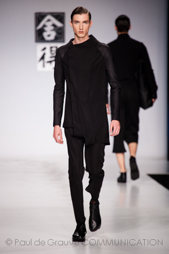 Jiwenbo - Spring Summer 2014 ph: D. Munegato / PdG Communication Jiwenbo - Spring Summer 2014 ph: D. Munegato / PdG Communication