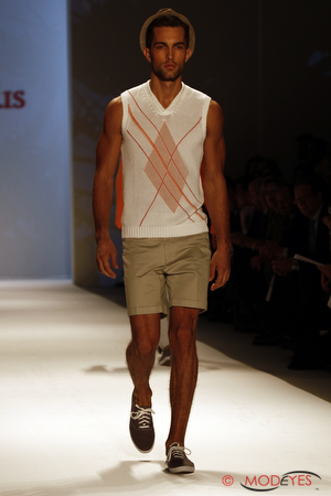 perry-ellis-ss2011-16 perry-ellis-ss2011-16
