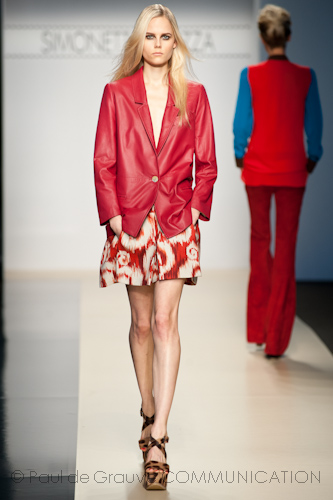 Simonetta Ravizza - Ph D. Munegato / Paul de Grauve Communication Simonetta Ravizza - Ph D. Munegato / Paul de Grauve Communication