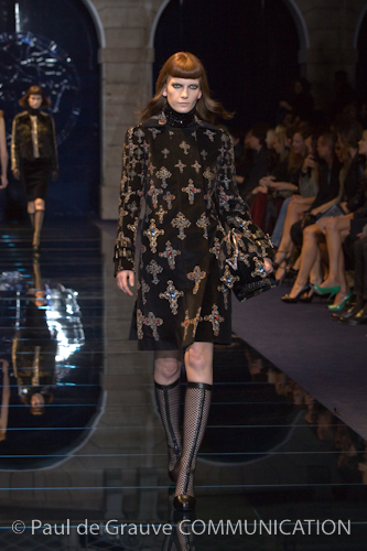 VERSACE VERSACE