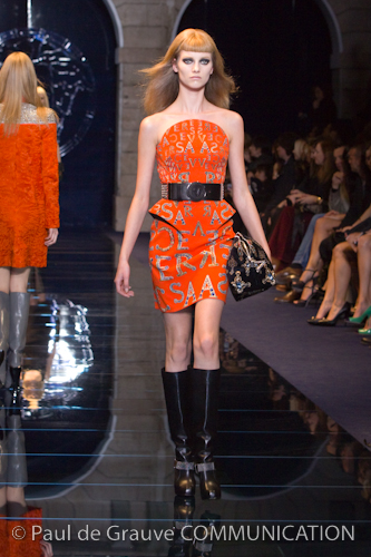 VERSACE VERSACE
