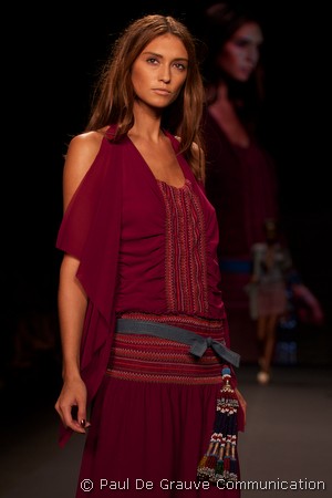 vivienne-tam-ss2011-36 vivienne-tam-ss2011-36