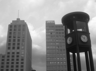 Berlino: passeggiamo accanto alla frontiera del “contemporaneo”.