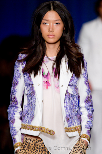 Sensualità e leggerezza per la collezione estate 2013 di Just Cavalli