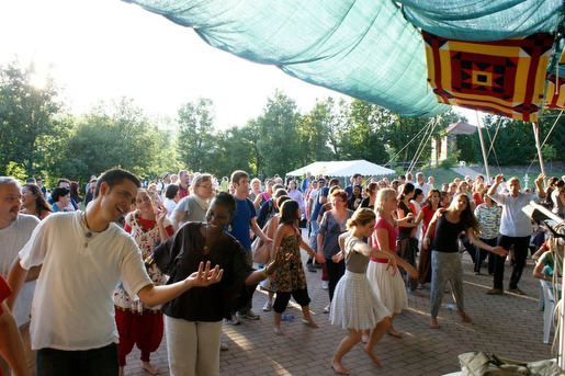 Danze collettive al Festival dello Spirito