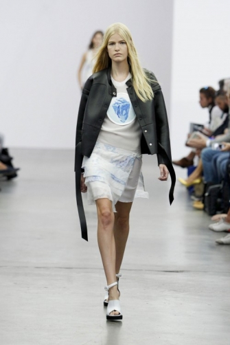 Alexis Martial presenta per Iceberg, la collezione donna s/s 2014