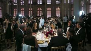 Un momento della cena di gala alla Scuola di Belle Arti a Parigi