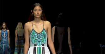 Singapore: nei giardini botanici nasce la collezione BYBLOS p/e 2016