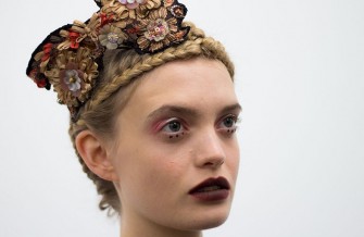BEAUTY TALK: Backstage della sfilata Antonio Marras P/E 2016