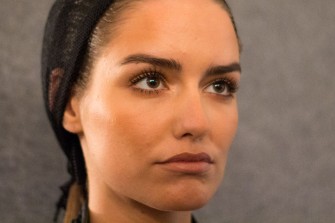 BEAUTY TALK: Backstage della sfilata Dsquared2 P/E 2016