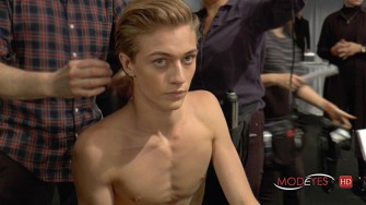 Lucky Blue Smith da Dsquared2. Magnani ci spiega il suo grooming
