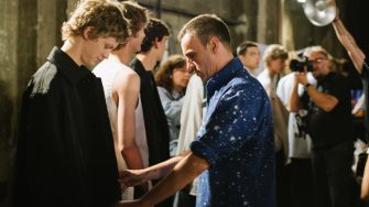 RAF SIMONS Sceglie Firenze e non Parigi per l’uomo estate 2017